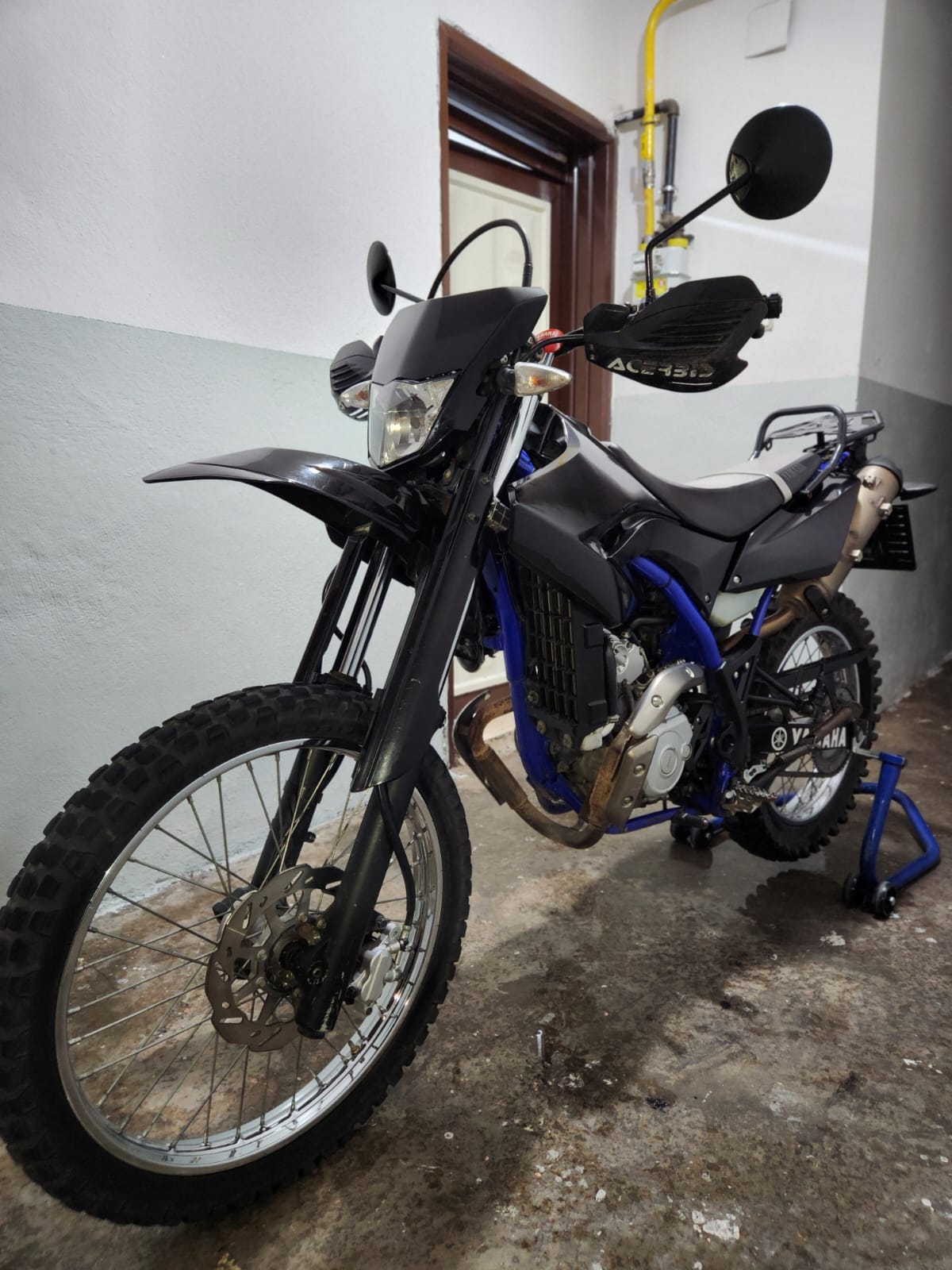 Motor Resmi